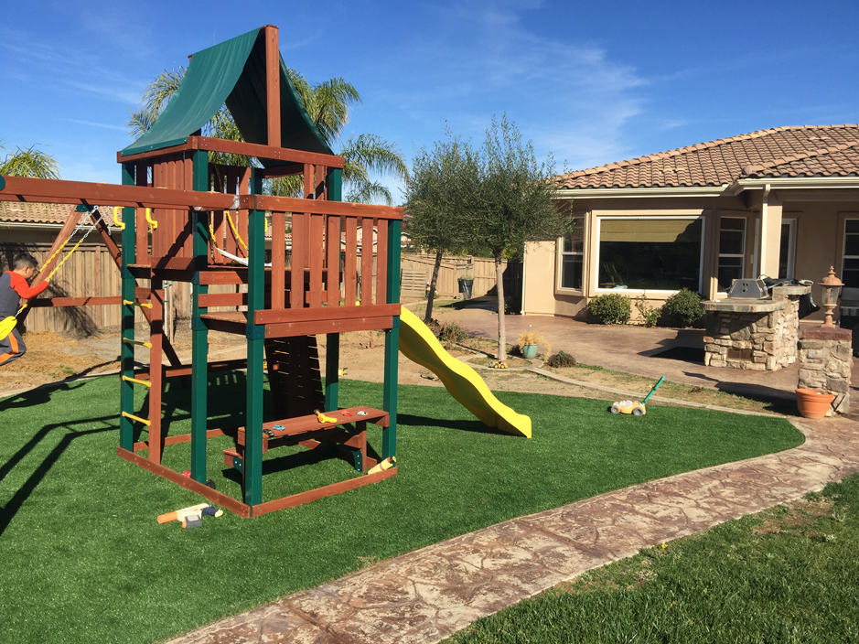Turf Grass Launiupoko, Hawaii Playground Flooring, Beautiful Backyards